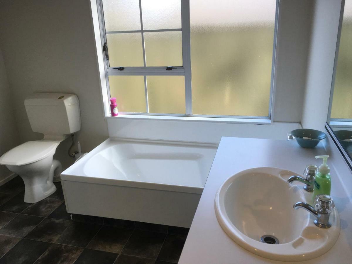 Tui House Villa Taupo Eksteriør billede